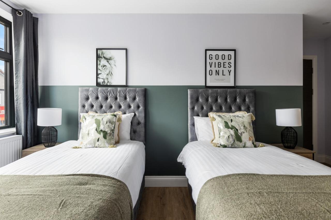 Stylish & Spacious 3 Bed Apartment With Fast Wifi, Close To Tube & Wembly London Kültér fotó