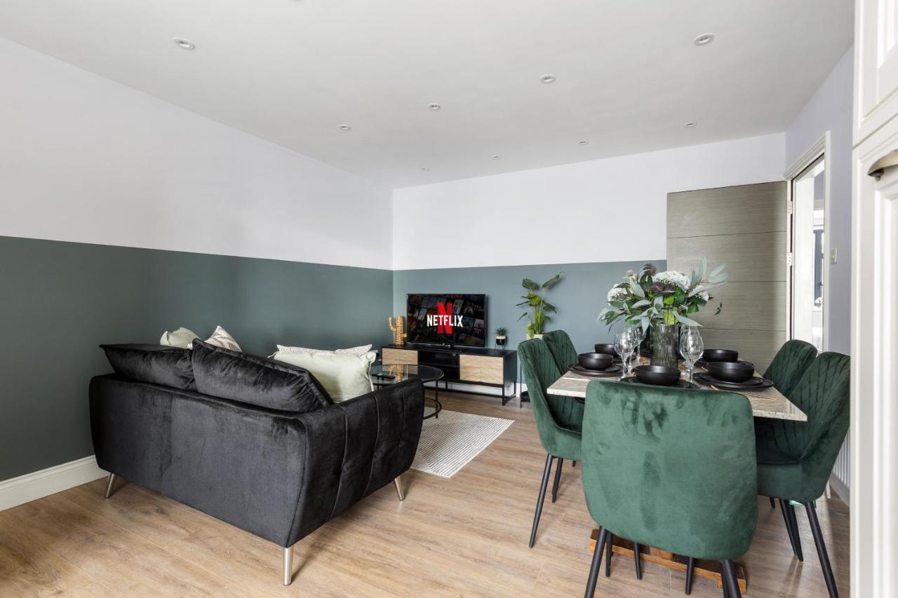 Stylish & Spacious 3 Bed Apartment With Fast Wifi, Close To Tube & Wembly London Kültér fotó