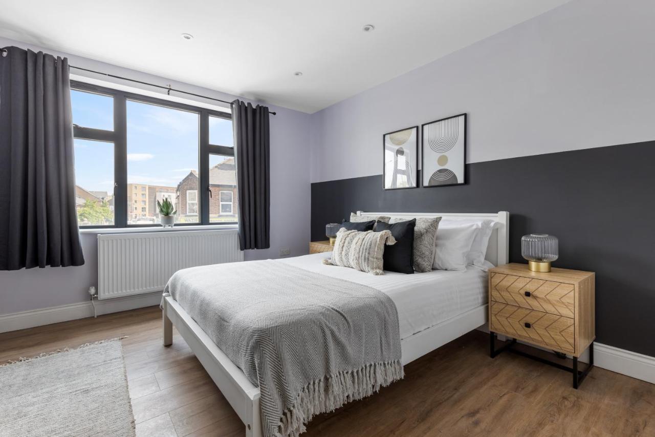 Stylish & Spacious 3 Bed Apartment With Fast Wifi, Close To Tube & Wembly London Kültér fotó